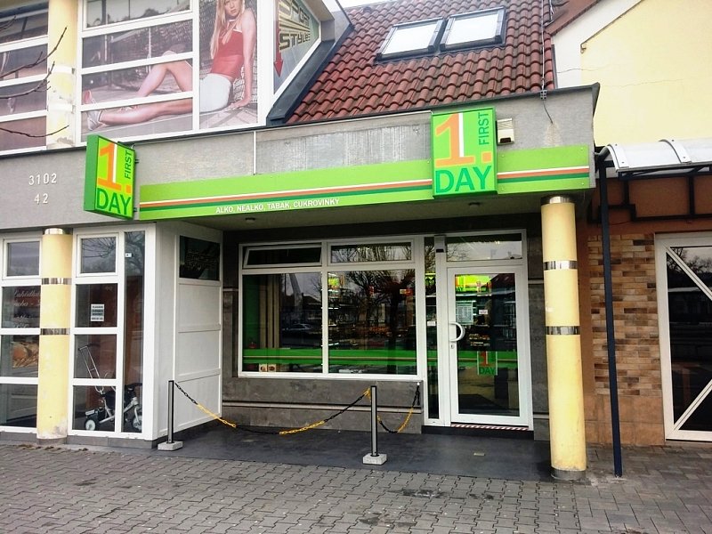 Sereď, Námestie Slobody 42