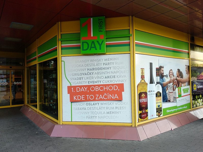 Zlaté Moravce, Hviezdoslavova 41 - Zrušená predajňa