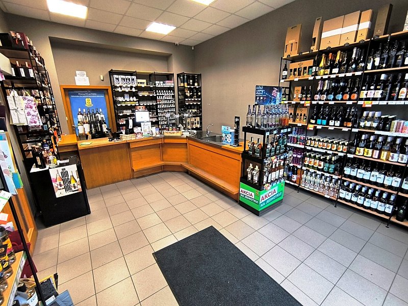 Matyšák Shop / 1. day - Komárno, Námestie Kossútha 4 