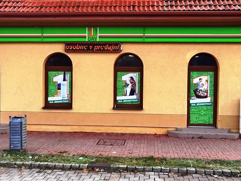 Michalovce, Štefánikova 16