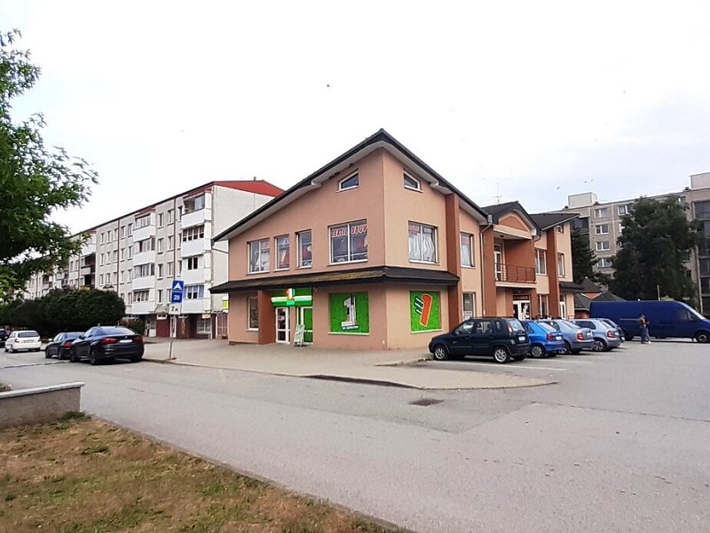 Sečovce, Námestie Svätého Cyrila a Metóda 79